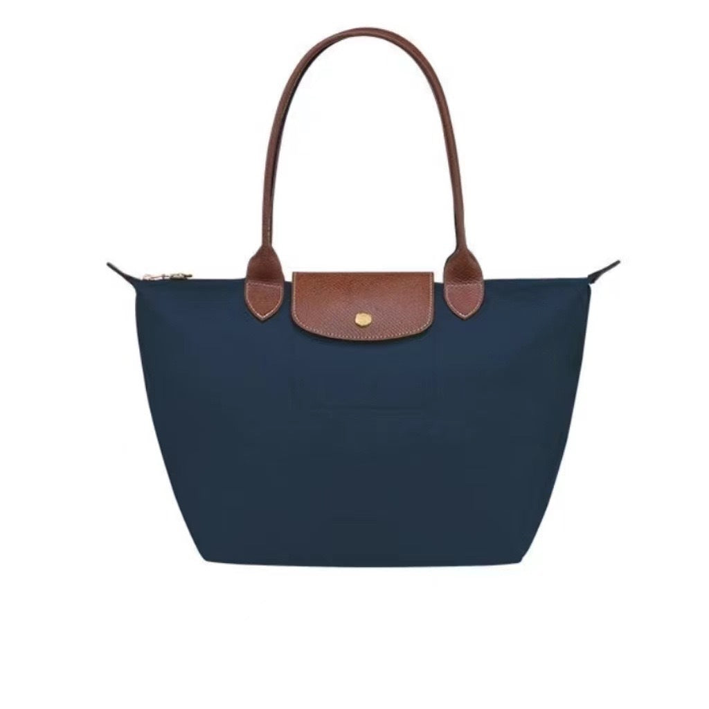 Women’s Structured Shoulder Bag – Textured Flap & Water-Resistant for Everyday Use