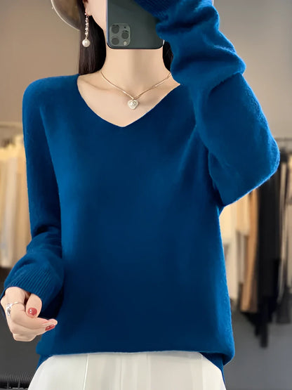 Luxury Women’s V-Neck Sweater – Soft, Elegant Winter Knit