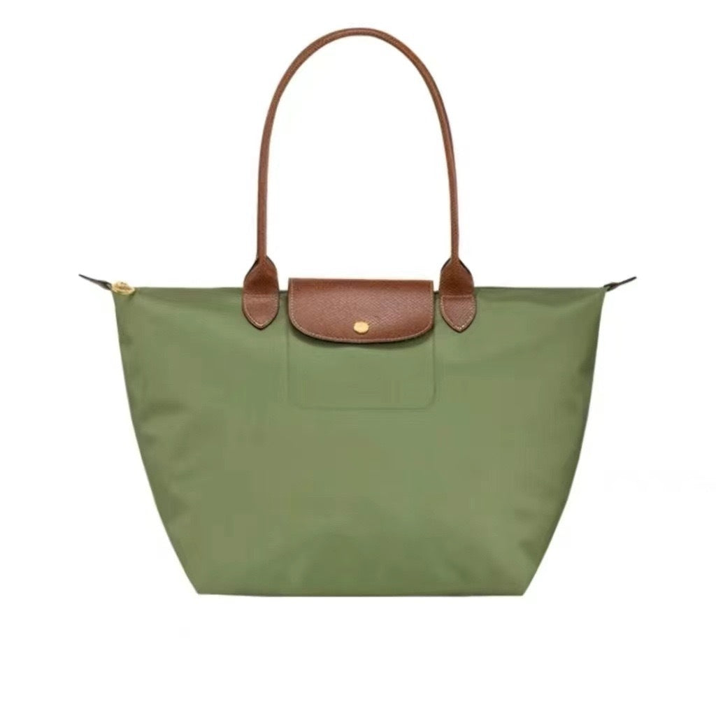 Women’s Structured Shoulder Bag – Textured Flap & Water-Resistant for Everyday Use
