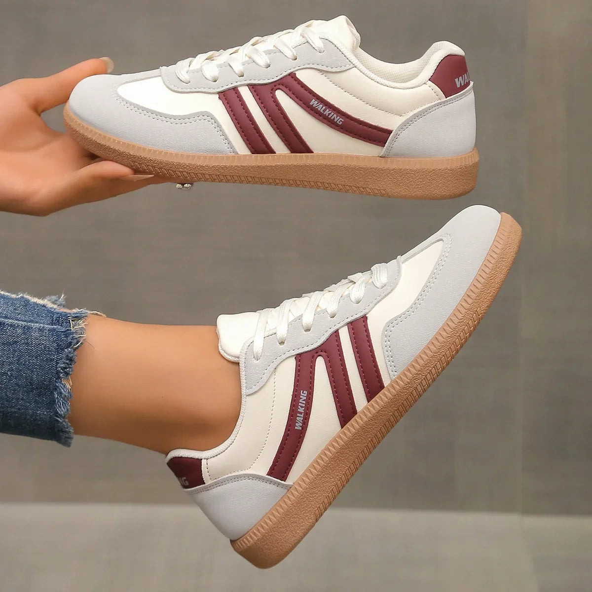 Women’s Lightweight Walking Sneakers – Breathable, Supportive Casual Shoes