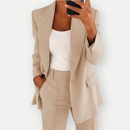 Women’s Trouser Suit Set – Elegant Blazer and Pants Outfit for Business & Formal Wear